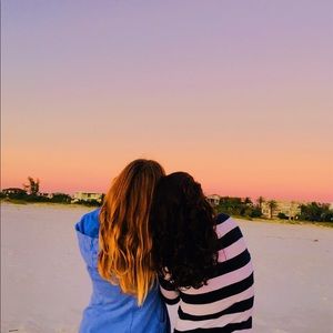 Meet your Posher, Maya